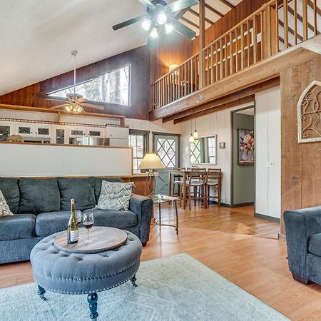 Charming Cabin With Fire Pit And Decks About 7 Mi To Helen Sautee Nacoochee Екстериор снимка